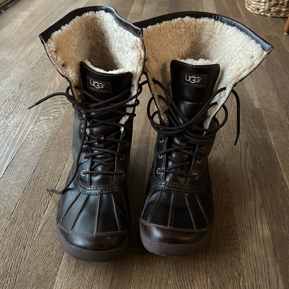 UGG Brown Butte Event Edition Leather Shearling-Lined Lace-Up Winter Boots M11